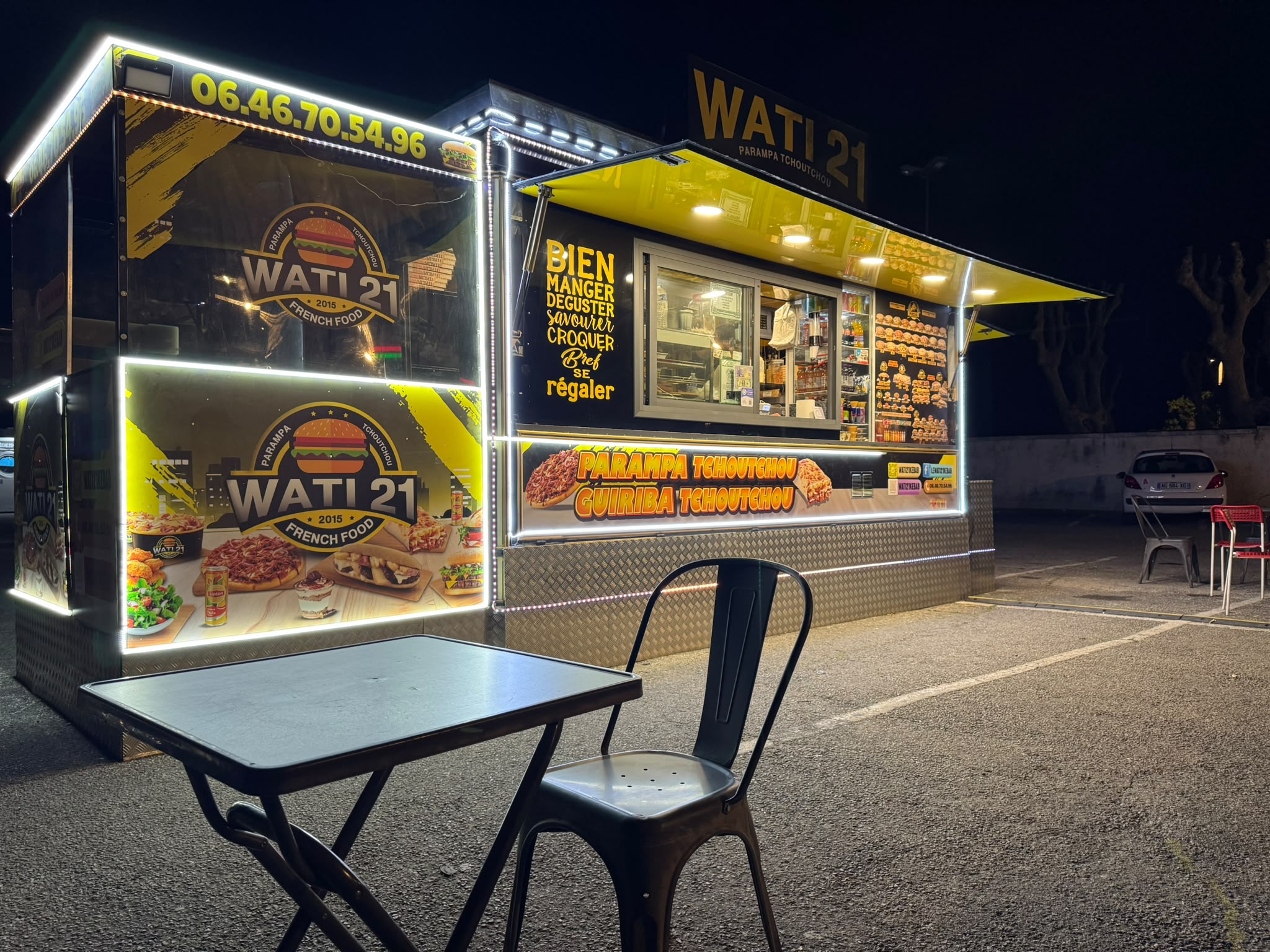 Terrasse du WATI 21 de nuit